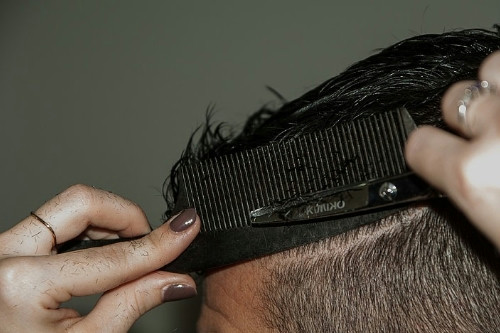 這款發(fā)型設(shè)計app幫你實現(xiàn)智能美發(fā)管理(圖2) 這款發(fā)型設(shè)計app幫你實現(xiàn)智能美發(fā)管理(圖2)